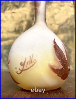 Émile Gallé Vase Soliflore à Décor De Sureau. Pâte De Verre Art Nouveau