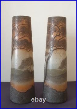 F. Th. Legras, très jolie paire de vases en verre émaillé à décor lacustre