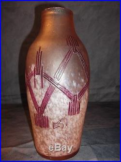 Grand Vase Art Deco Signe Legras, Pate De Verre Grave A L'acide