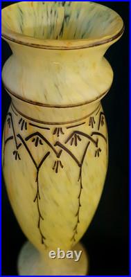 GRAND VASE PATE DE VERRE SIGNE LEGRAS- JAUNE/ORANGER MARMOREEN MONTJOYE 20ème
