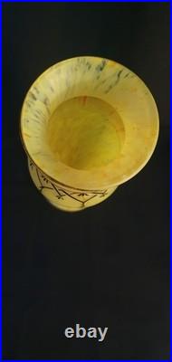 GRAND VASE PATE DE VERRE SIGNE LEGRAS- JAUNE/ORANGER MARMOREEN MONTJOYE 20ème