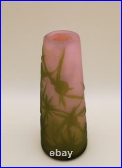 Gallé vase camée verre multicouches acide décor chardons verts Art Nouveau 10 cm