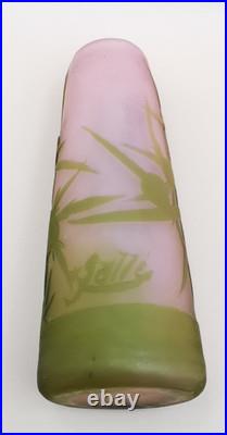 Gallé vase camée verre multicouches acide décor chardons verts Art Nouveau 10 cm