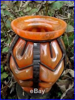 Grand Vase Art Déco Lorrain Daum Orange/Vert Jade à Monture Fer Forgé 1925