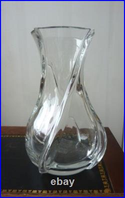 Grand Vase En Cristal Serpentin Baccarat