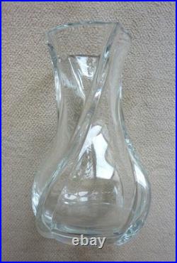 Grand Vase En Cristal Serpentin Baccarat