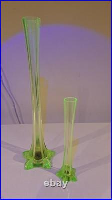 Grand + petit vase soliflore en verre à l'uranium 45 cm 25 cm UV de 1930