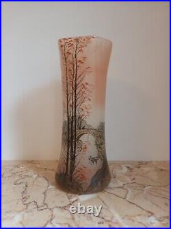 Grand vase Diabolo Verre Décor Peint Paysage Automnale Pêcheur Legras