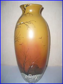 Grand vase ancien émaillé sous bois enneigés signé Legras H= 34cm (Daum Muller)