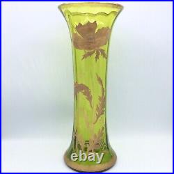 Grand vase cristal soufflé coloré vert olive émaillé doré Baccarat Art Nouveau
