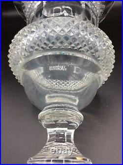 Grand vase de forme Médicis cristal soufflé translucide taillé de Bohème XXème