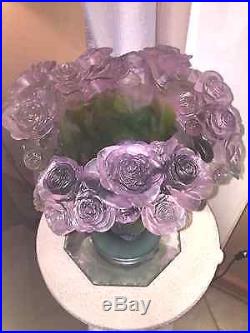 Grand vase en pâte de verre Daum modèle aux roses NEUF
