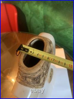 Grand vase sculptural en Céramique /grès signé décor antique et drapé stylisé