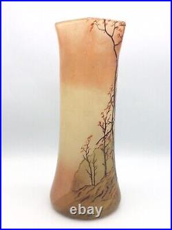 Grand vase verre soufflé émaillé à décor forestier Automne de Legras début XXème