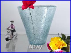 Important vase tronconique en cristal bullé signé DAUM Important vase tronconique en cristal bullé signé DAUM