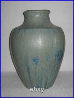 Imposant vase en céramique de Pierrefonds émail à cristallisations