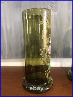 JOLIE PAIRE DE VASES EN VERRE ÉMAILLÉ (accident sur un) PAVOTS LEGRAS