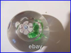 Joli Presse Papier /primevere Cristal Taille Clichy / Baccarat/ Saint Louis