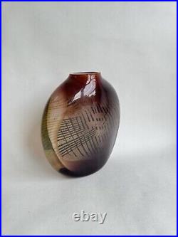 Joli Vase Vintage verre multicolore multicouche signé Nicolas Morin 1987 design