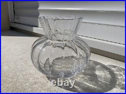Joli vase en cristal signé Daum France