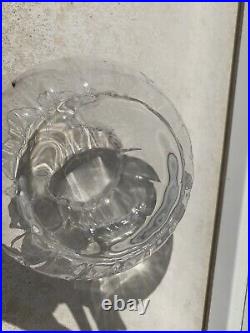 Joli vase en cristal signé Daum France