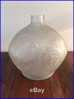 LALIQUE vase plumes 1920