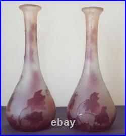 LEGRAS, très belle paire de vases en verre émaillé, série Rubis