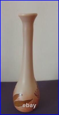 LEGRAS, très joli vase en verre ambré doublé beige, série Les Algues