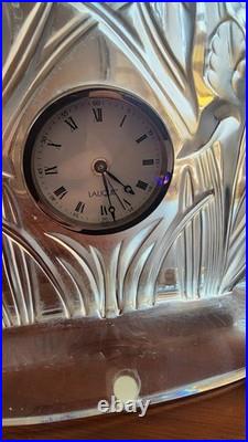 Lalique -PETITE PENDULE SIGNEE LALIQUE FRANCE AVEC ALARME