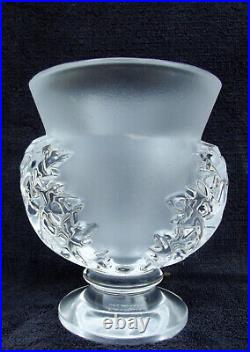 Lalique france vase en cristal modèle St Cloud