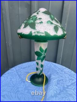 Lampe champignon de Vianne, décor floral, multicouche