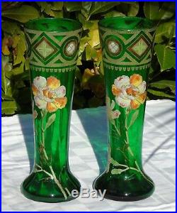 Legras Belle paire de vases en verre émaillé. Circa 1900. Haut. 36 cm