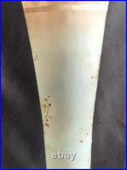 Legras / Grand vase en verre émaillé à décor japonisant / Modèle Printemps