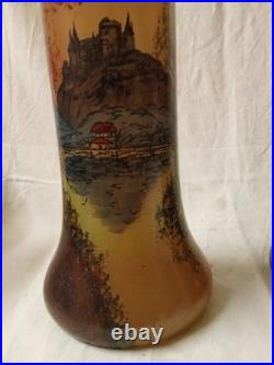Legras Paire de grand vase en verre soufflé peint d'un paysage Village