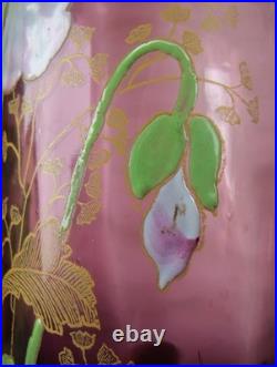 Legras Très joli vase à col hexagonal en verre émaillé de pavots sur fond prune