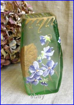 Legras Vase Signé Montjoy À Décor De Violettes Émaillées Et Feuilles D'or