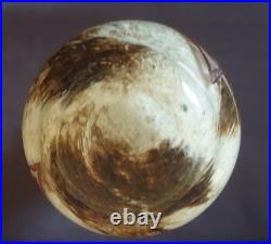 Legras, vase en verre à fond opaque marbré beige, décor de figures géométriques