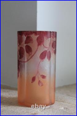 Legras vase quadrilobé série rubis en verre (1900 1910)