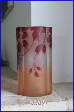 Legras vase quadrilobé série rubis en verre (1900 1910)