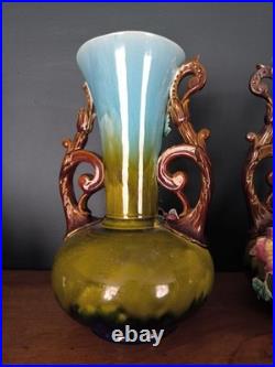 Lot De 2 Anciens Vases Barbotine