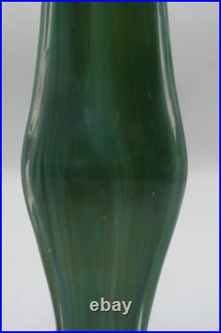 Magnifique Vase en verre coloré vert ancien à identifier. #5358#