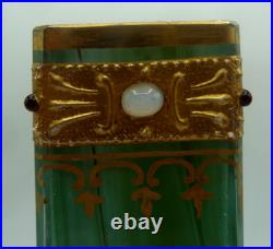 Magnifique Vase en verre coloré vert ancien à identifier. #5358#