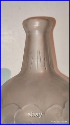 Maison Baccarat Vase Cristal Dépoli signé Épreuve De Tirage Industriel