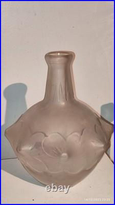 Maison Baccarat Vase Cristal Dépoli signé Épreuve De Tirage Industriel