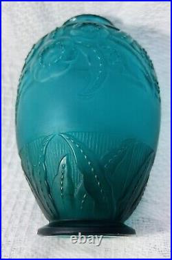 Marius Sabino Vase Lea Fleura Opalescent De Couleur Colore Bleu Vert Art Deco