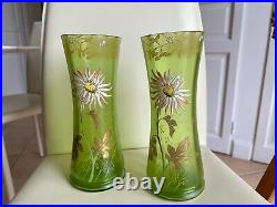 Montjoye St Denis vers1900 paire de vases verre émaillé excellent état ht 25 cms