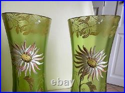 Montjoye St Denis vers1900 paire de vases verre émaillé excellent état ht 25 cms