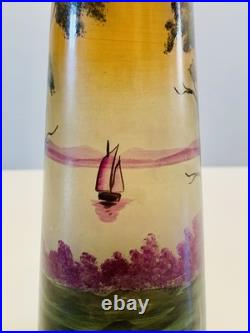 Muller Frères, Lunéville. Vase à décor peint d'un Paysage Lacustre
