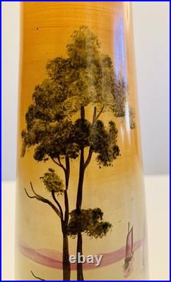 Muller Frères, Lunéville. Vase à décor peint d'un Paysage Lacustre
