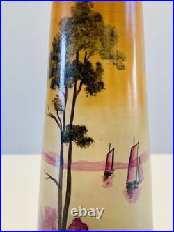 Muller Frères, Lunéville. Vase à décor peint d'un Paysage Lacustre